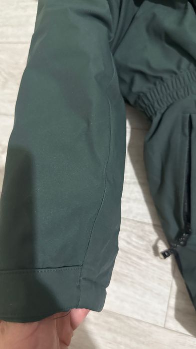 Продам комбинезон зимний