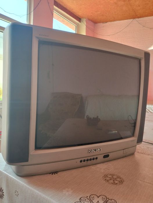 Продам цветной телевизор