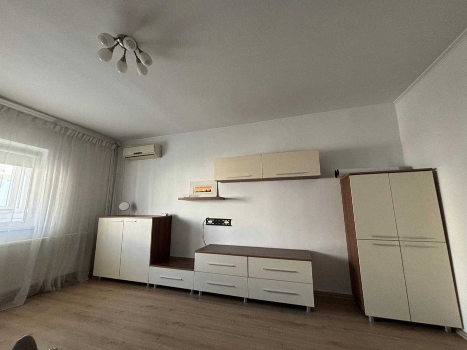Apartament 2 camere in Tei -Lizeanu, Strada Deleni, Centrala termica, Spatios, decomandat