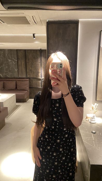 Платье в отличном состоянии, надевала 1 раз.