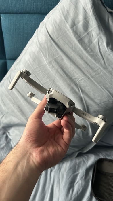 Drona dji mavic mini