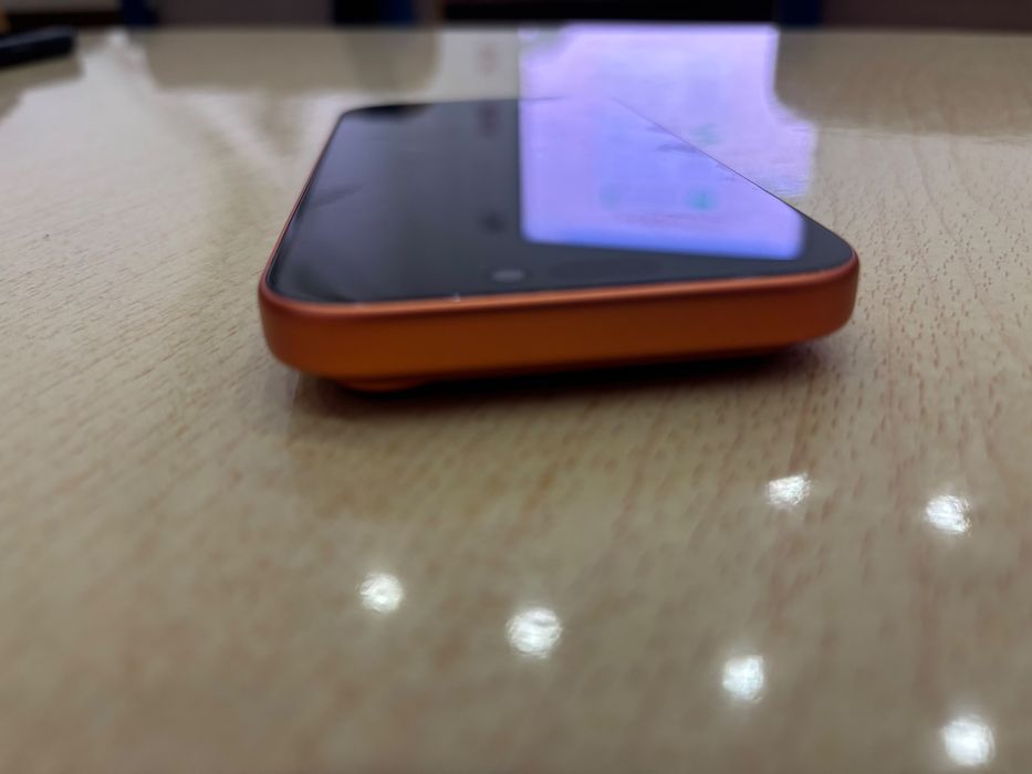iPhone 17 Pro с гарантие