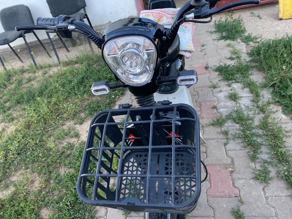 Срочна продаю  нужен денг