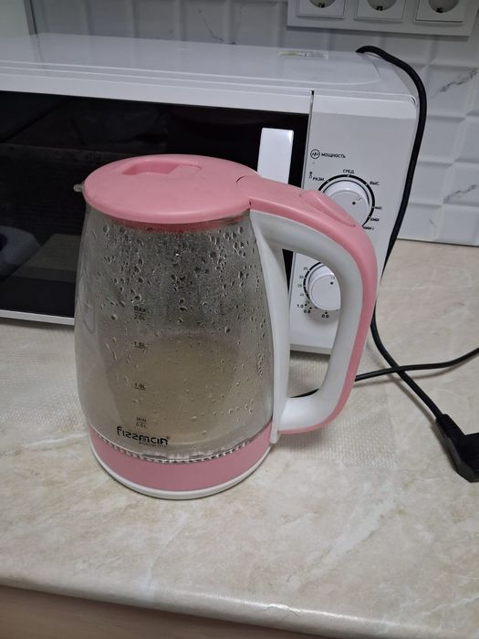 Электрический чайник . Продам чайник. Срочно!!!