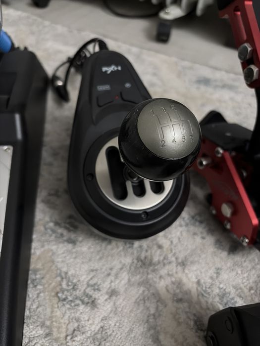 Руль pxn v10. Полупрофессиональный кок-пит