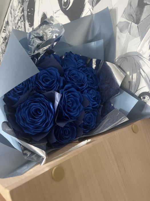 продам букет из 11 атласных роз