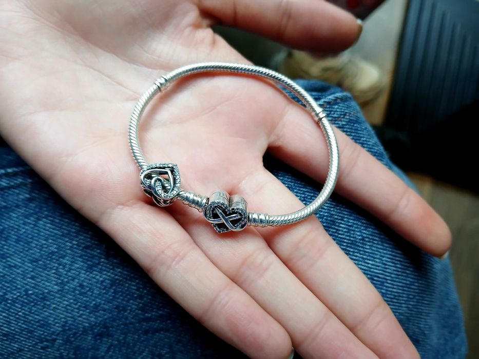 Гривна пандора с сърце