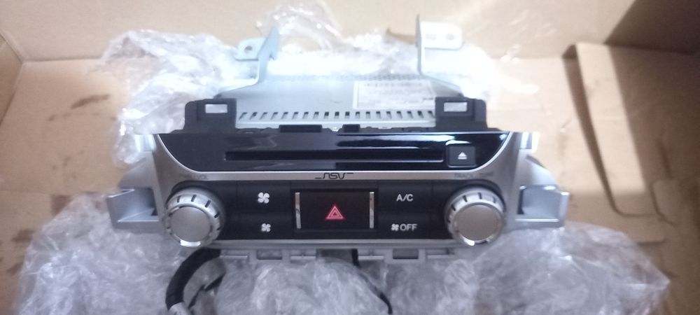 Land cruiser 200 manitor