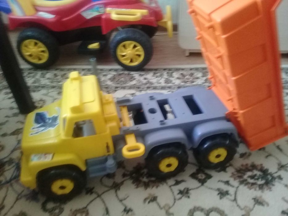 детская супер большая машина