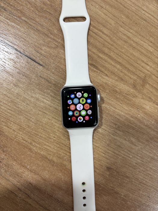 Продам Apple watch 3 series 38mm