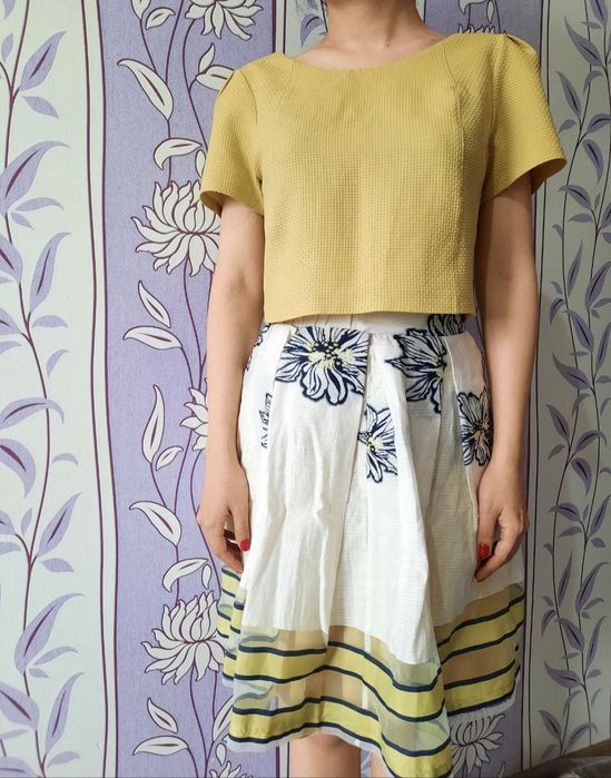 Продам платья размер 42