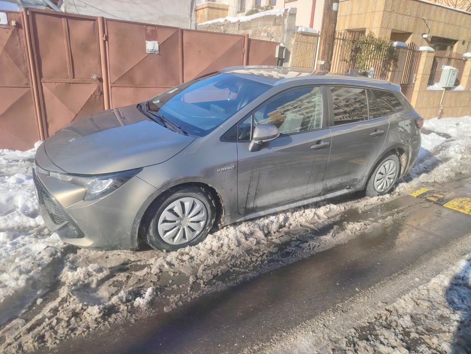 Închiriez Toyota Corolla 2020