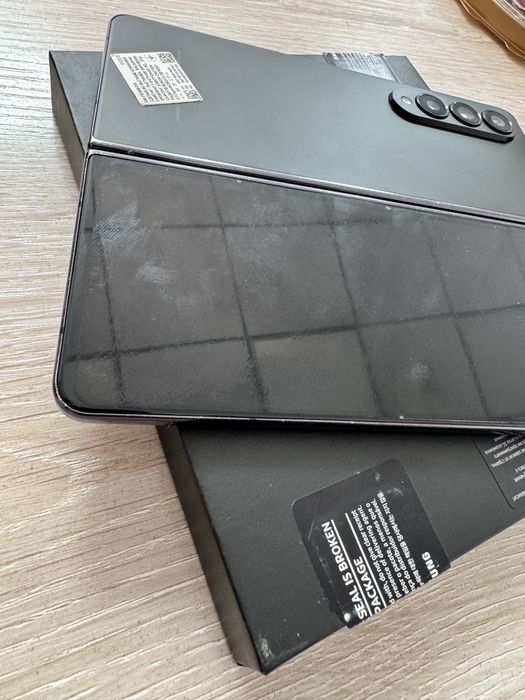 Продаю Galaxy Fold 4  512 gb