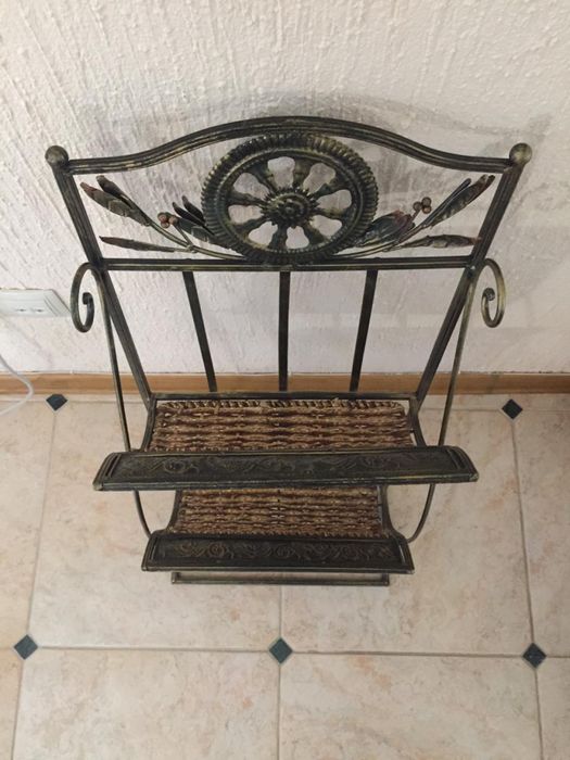 Журнальная подставка