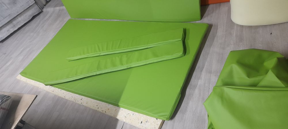 Матрас, подушки для палета, шезлонги, тапчан