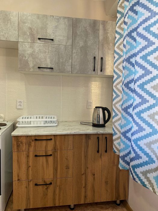 Сдам полуторку на долги срок