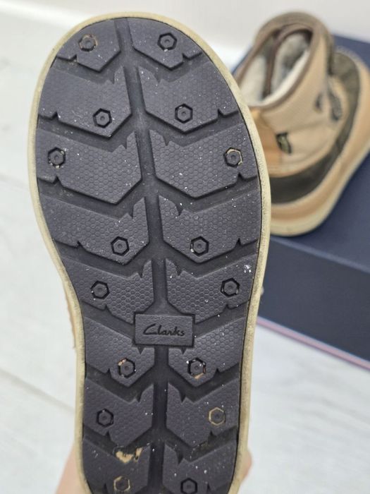 Сапоги фирмы Clarks зима