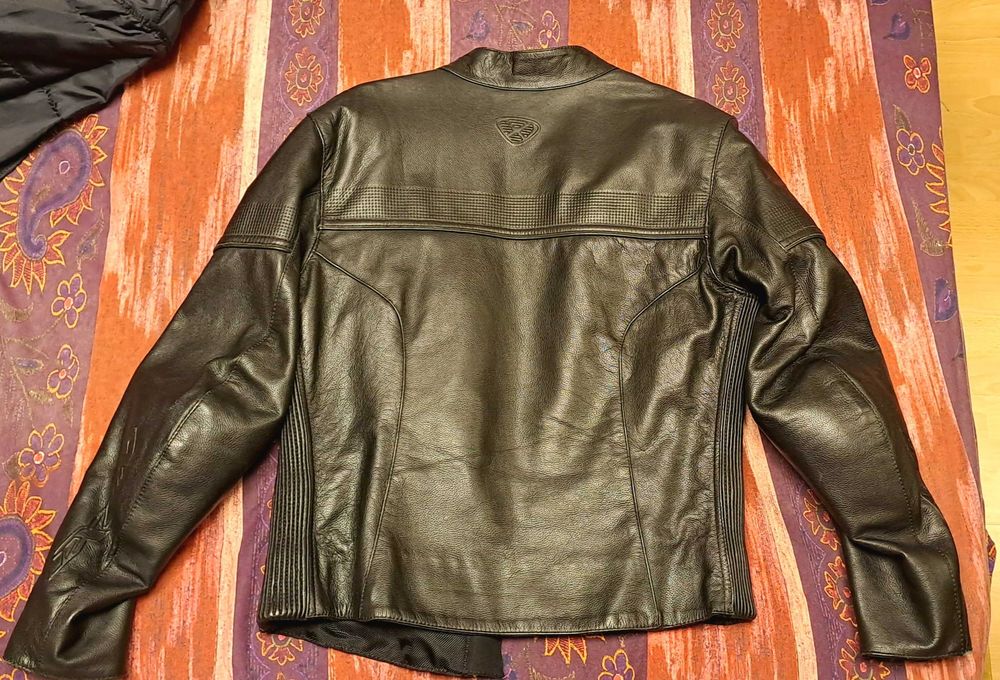 Дамско кожено мото яке IXON, размер L