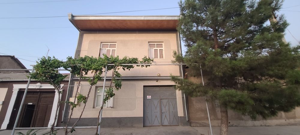 Ховли сотилади 6 сотих  манзил:Кирпичный Тегирмон боши масжид якинида