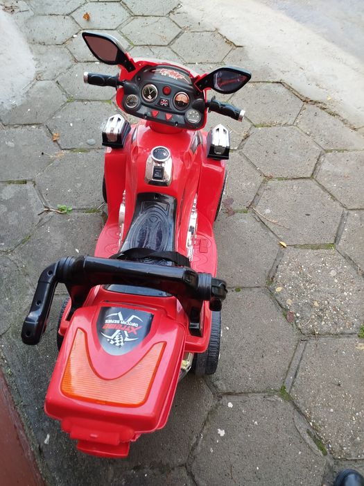 Детски атв та със зареждащи се батерии