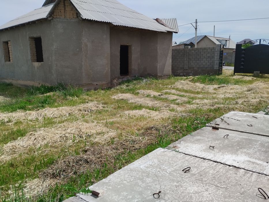 Продам 8 сот дом