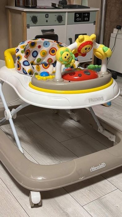 Проходилка Chipolino