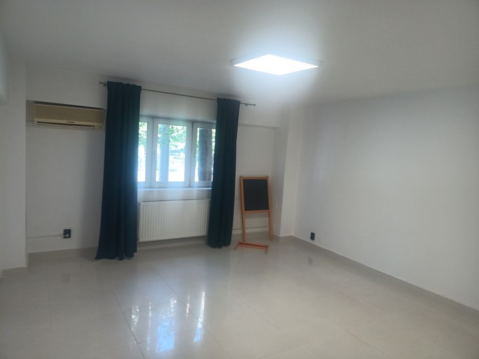 Calea Calarasi parter stradal 90 mp intersecție