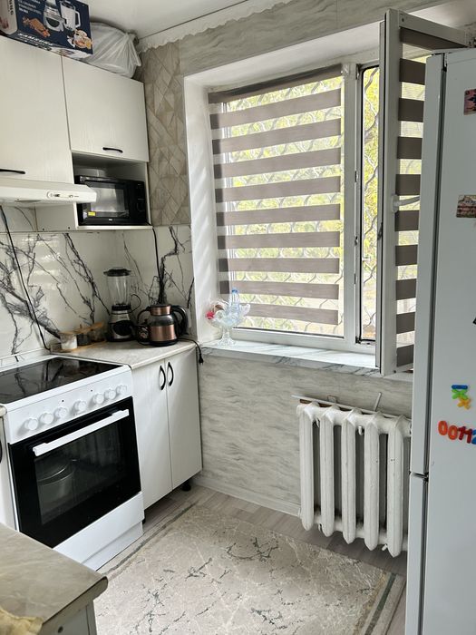 Продам 2 х ком квартиру