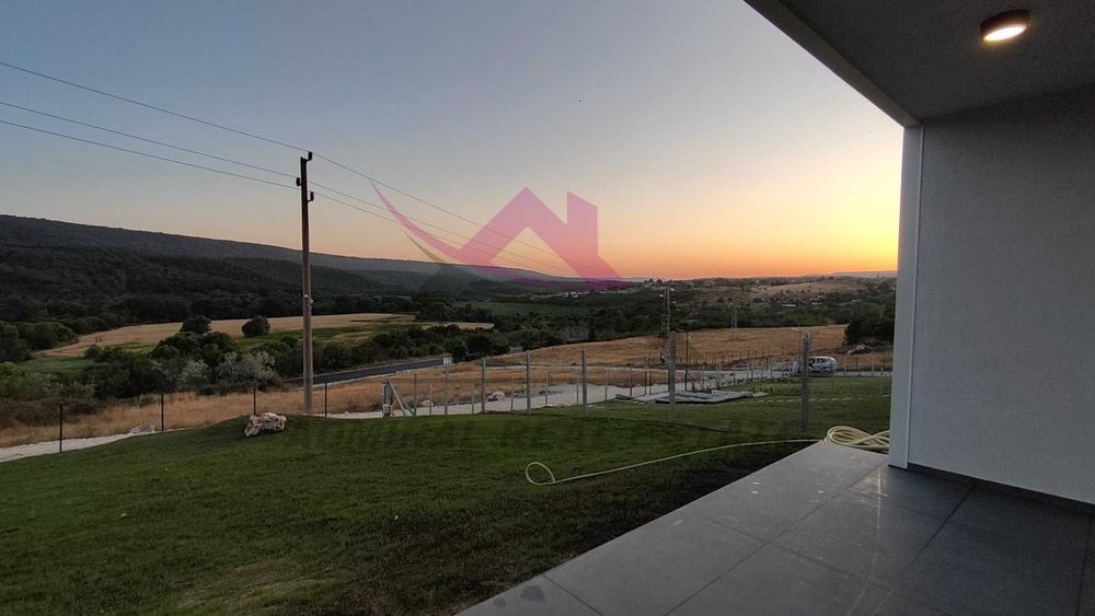 Продава се Къща в Варна, Левски - 150 кв.м за 1400 €/кв.м - Снимка #6