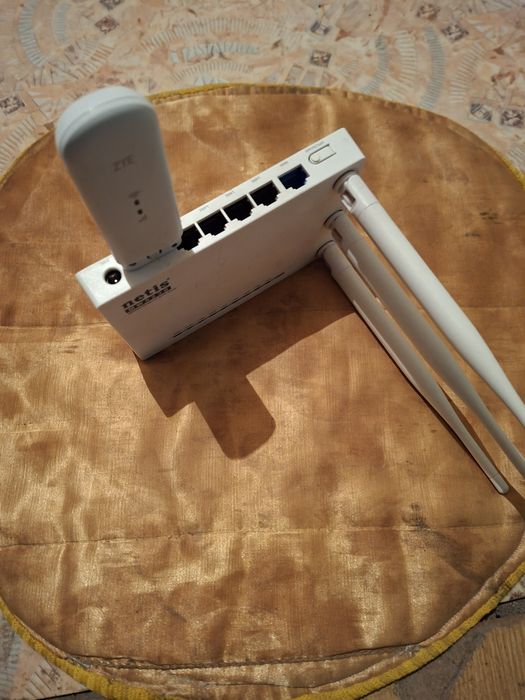 Продам роутер с модемом с разьемом под антену