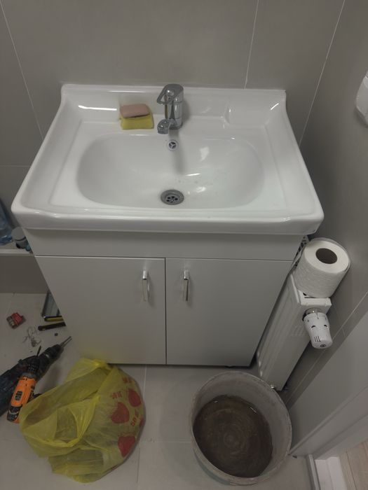 Продам тумбу с раковиной!!!