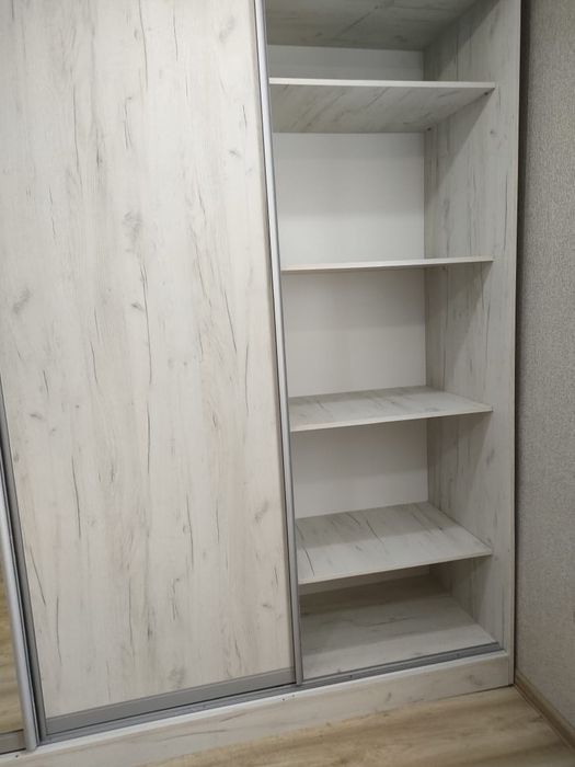 Продам шкаф купе