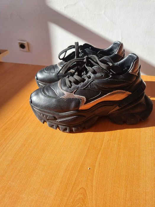 Обувки естествена кожа 38 номер