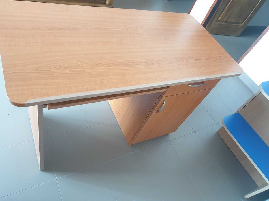 Birou-birou camera -birou