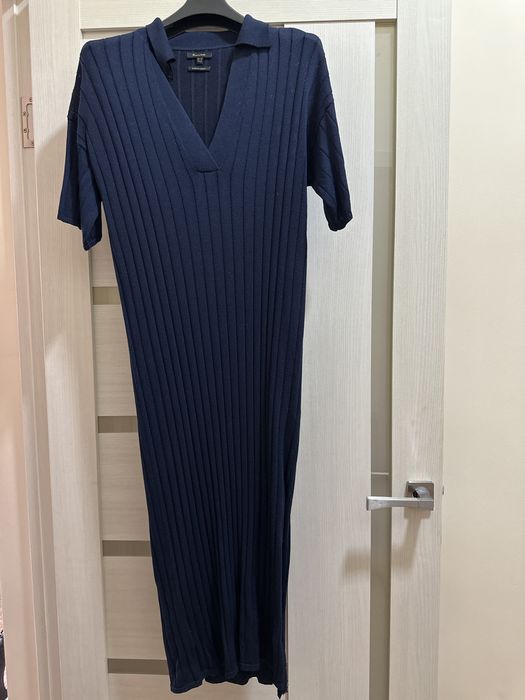 MASSIMO DUTTI. Платья на стройную девушку, размер XS