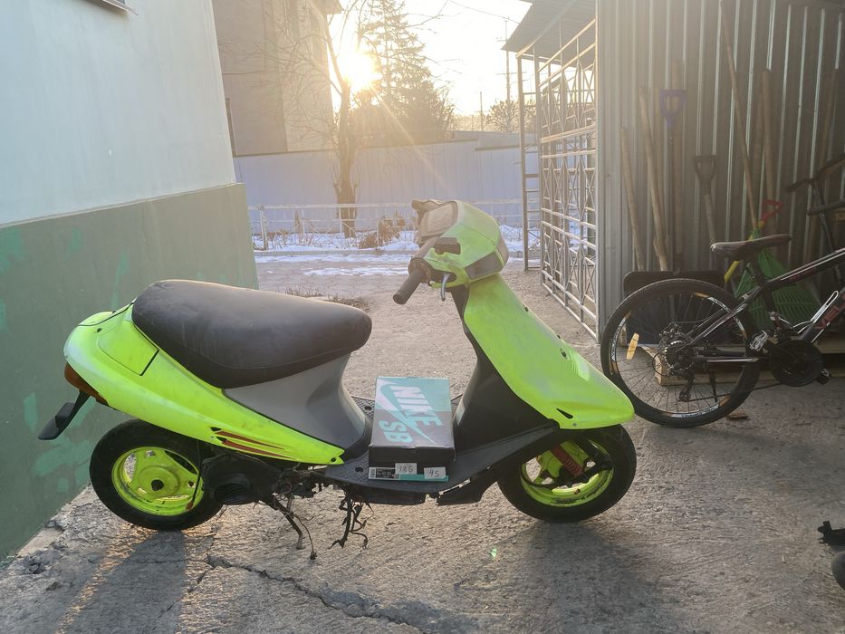 Suzuki adress 100