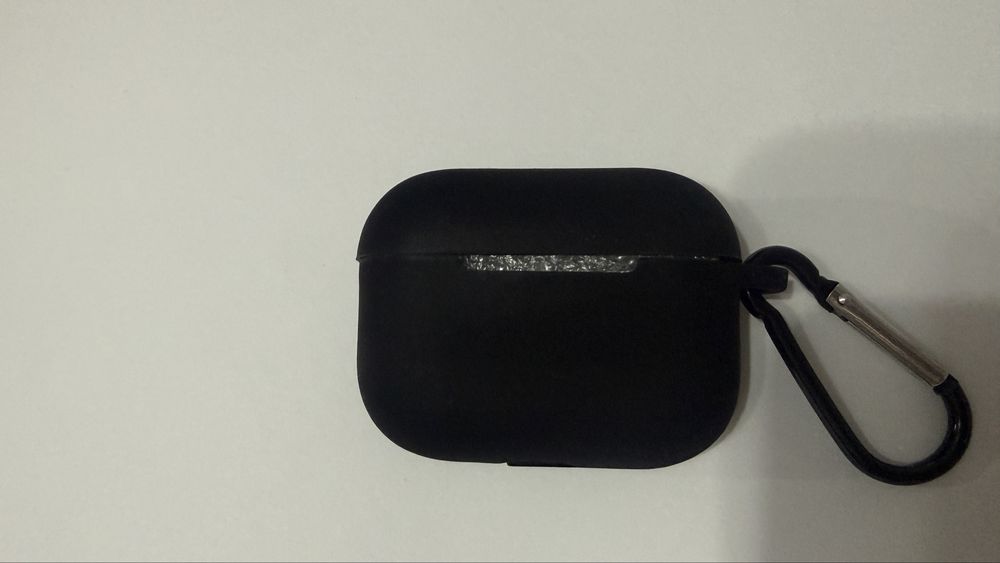 Кейс для AirPods Pro 3