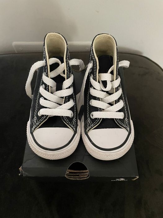 Adidasi fetite converse , marime 21