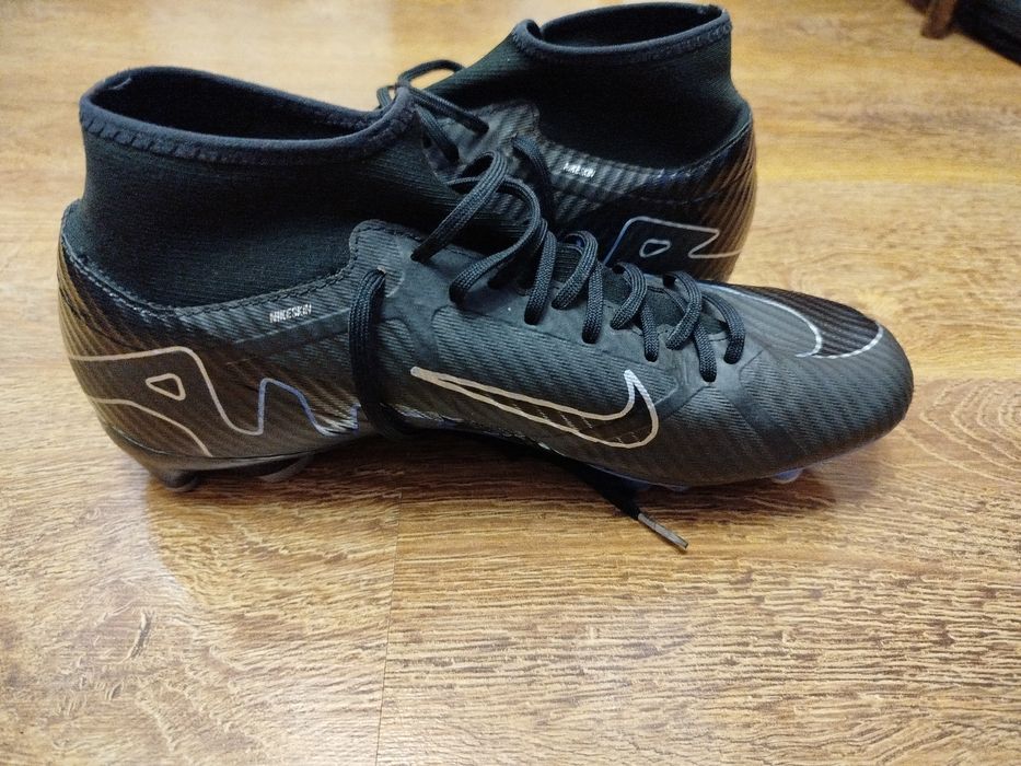 Бутонки Nike mercurial