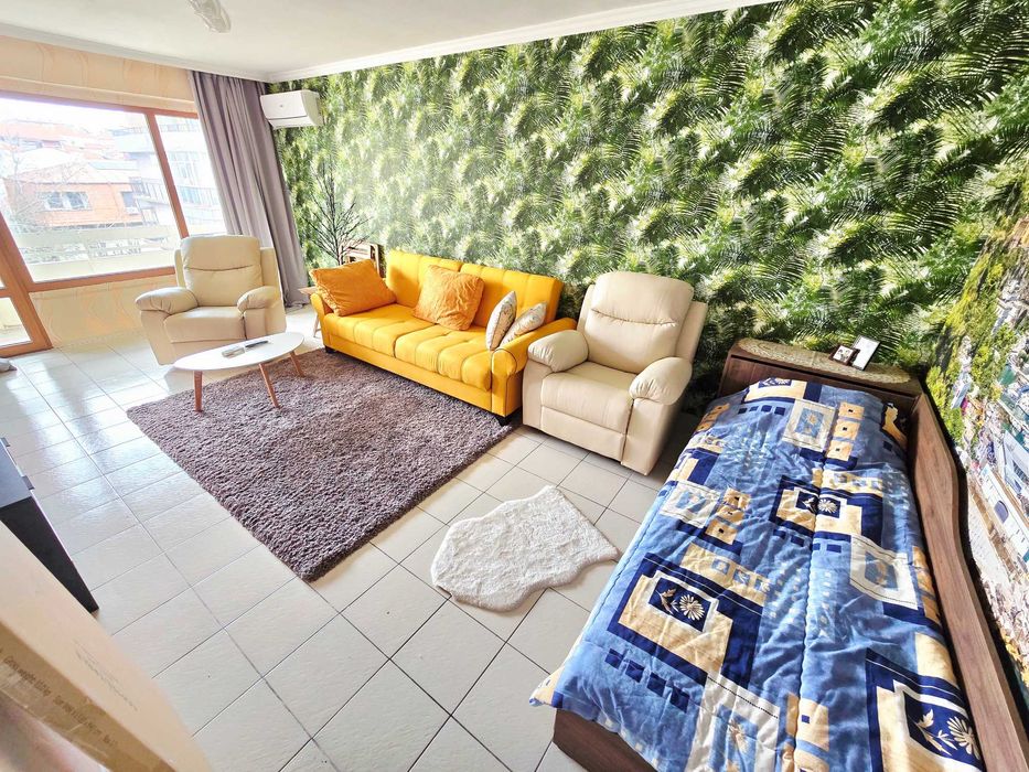 Продава се Тристаен апартамент в Несебър - 59 кв.м за 1037 €/кв.м - Снимка #1