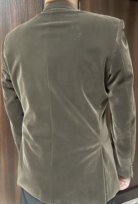 Продам мужскую одежду