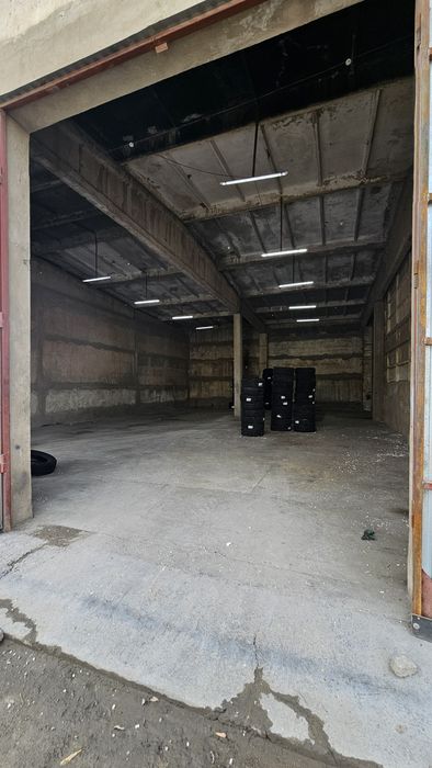 Продаётся пром база, склады