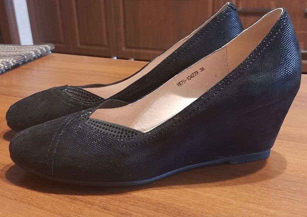 Продам туфли женские