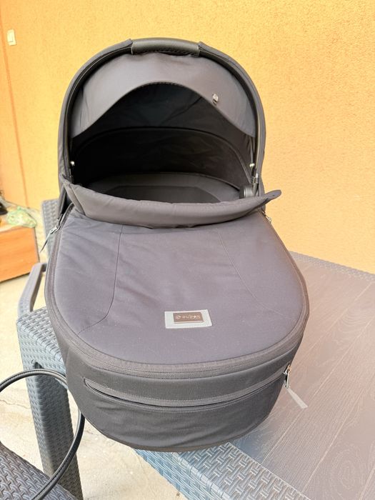 Кош за новороденo Priam Lux sepia black Cybex