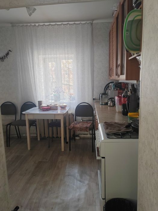 Продаётся дом на два хозяина.