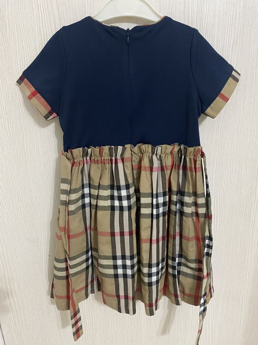 Платье на девочку