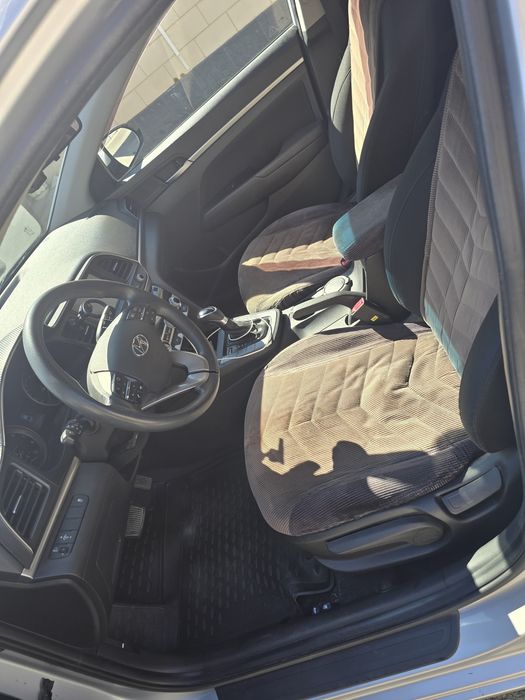 Hyundai Elantra 2019