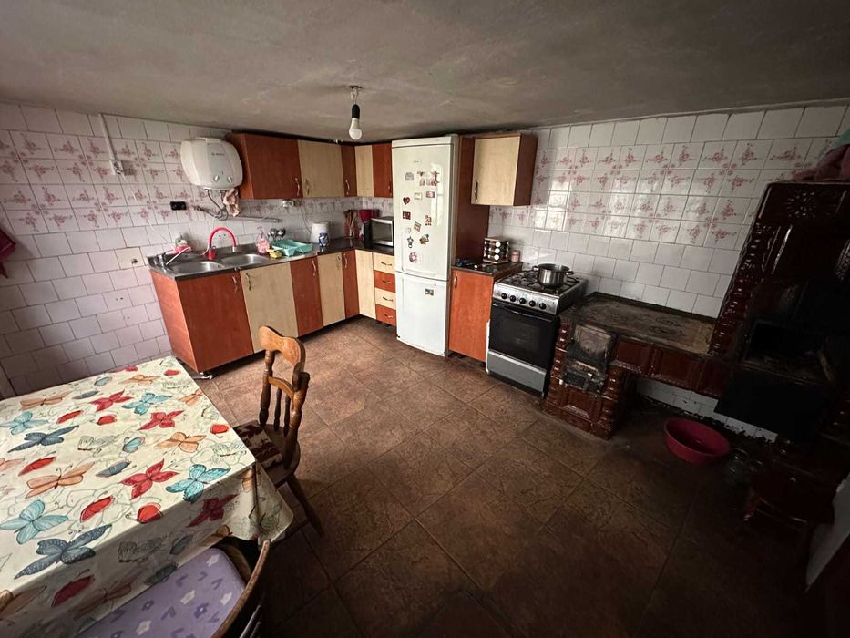 Casă spațioasă în Zervești la 5km de Caransebeș și 20km de Muntele Mic