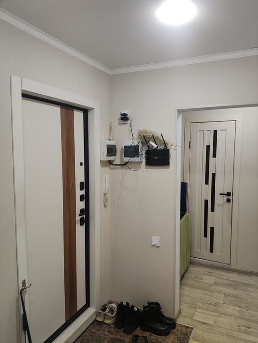 Продам 8 микрорайон  Беркимбаева 95/1