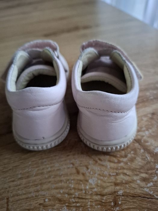 Обувки Колев и Колев за момиче